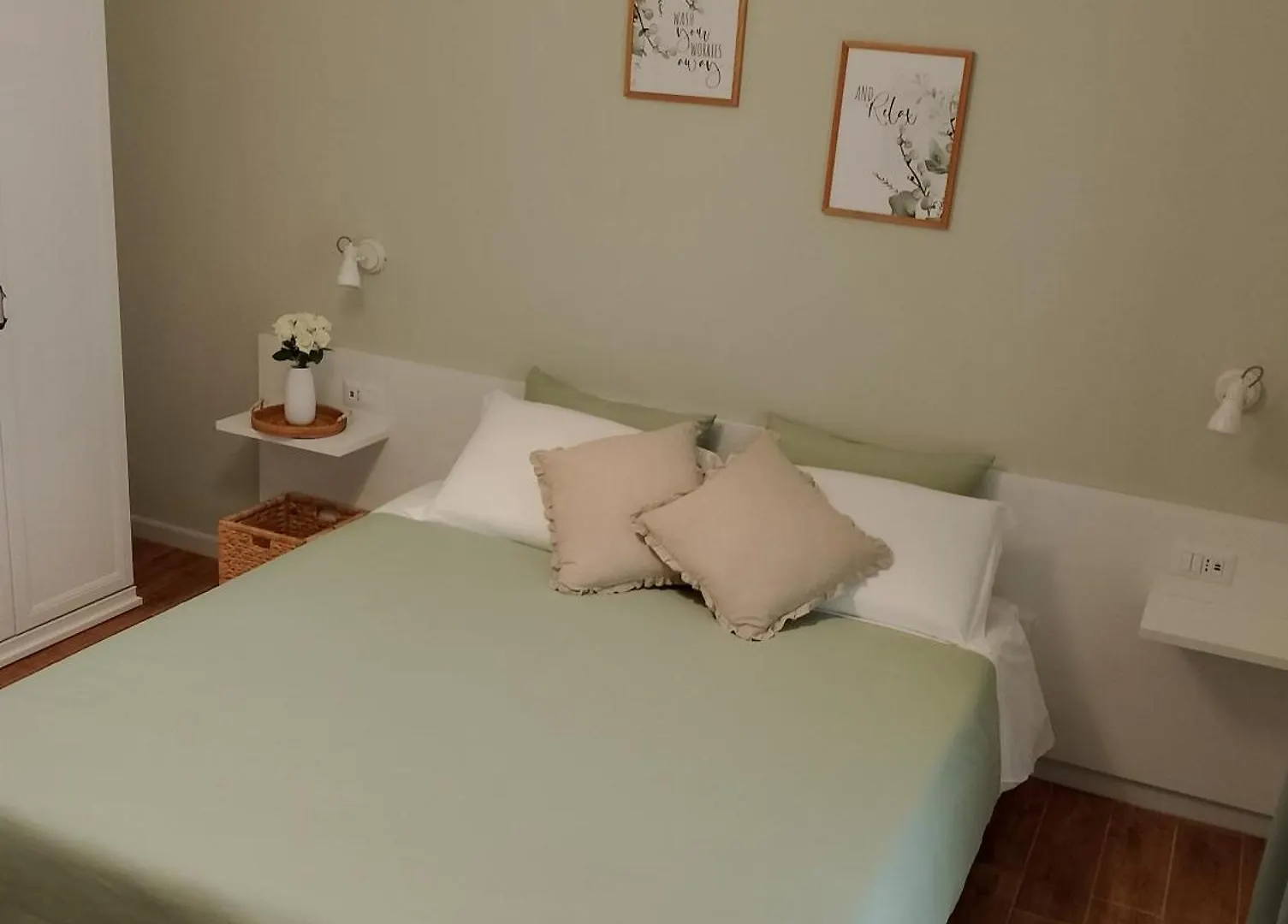 Mavi Rooms San Gavino Monreale Vendégház