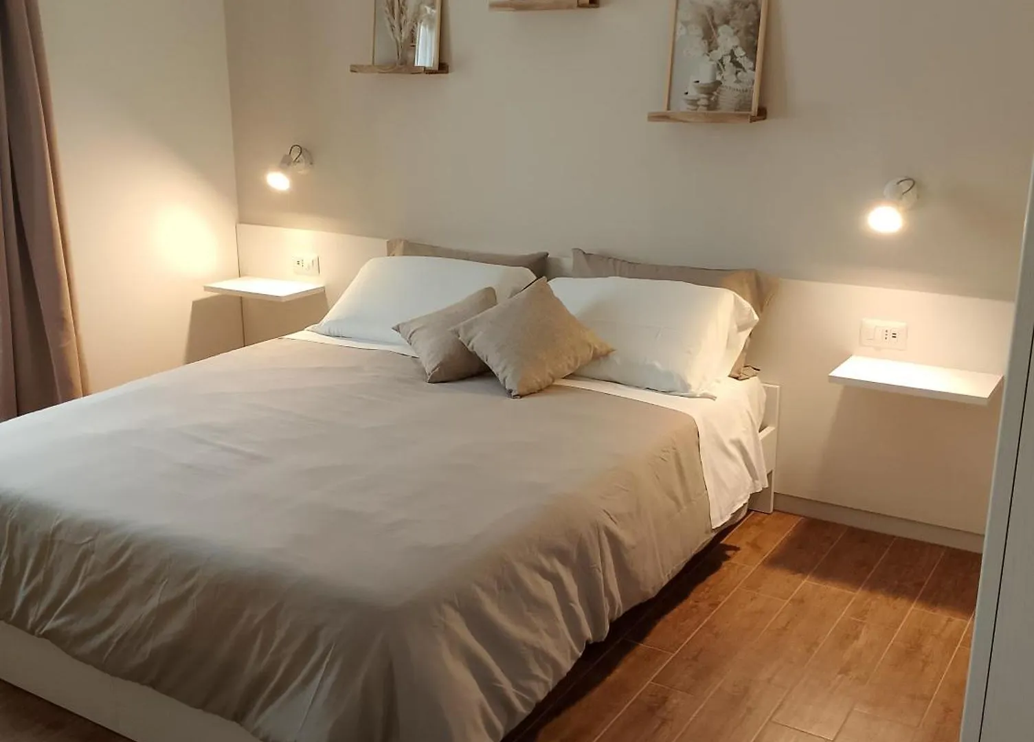 Mavi Rooms San Gavino Monreale Italia