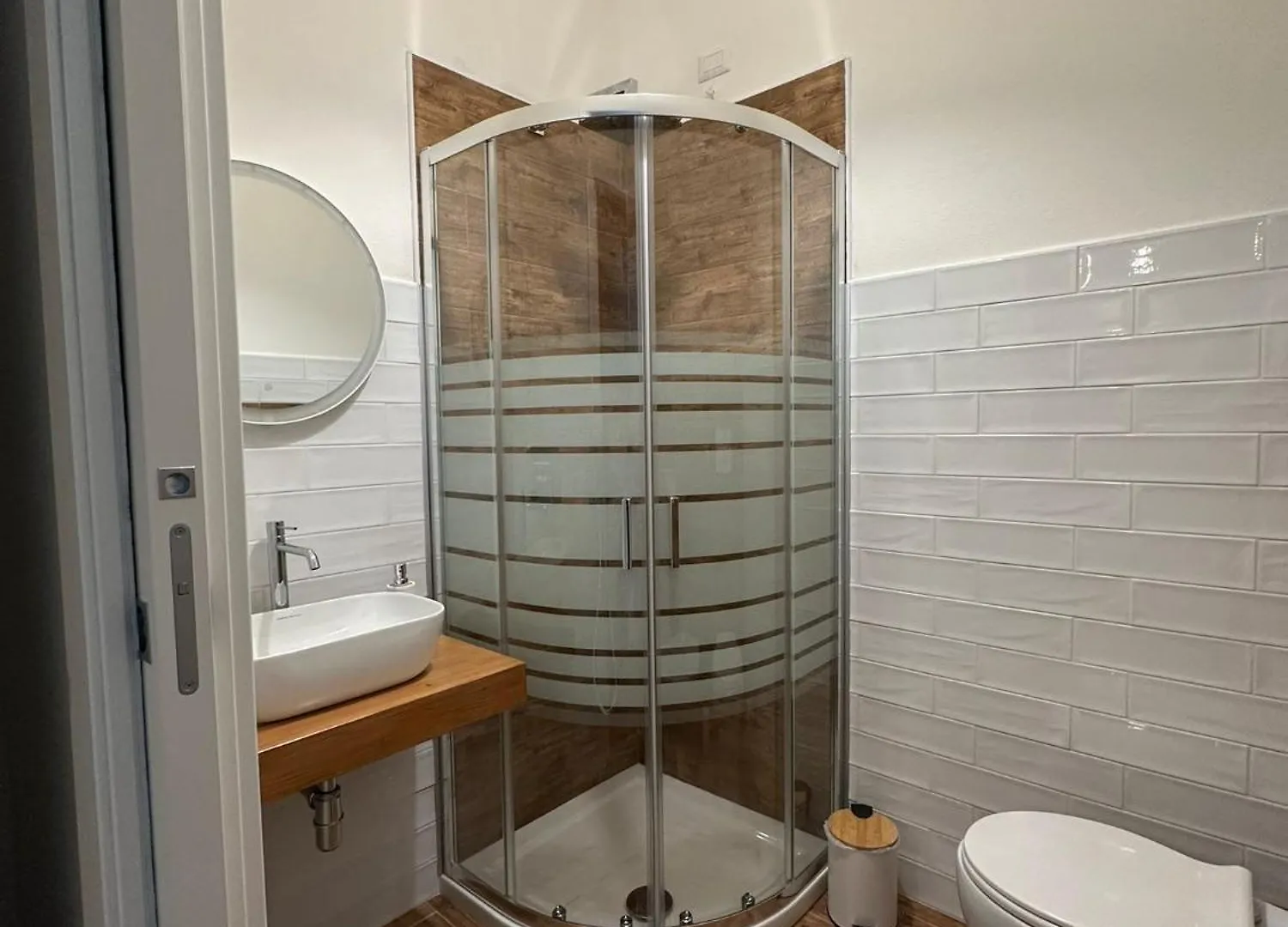Guest house Mavi Rooms San Gavino Monreale