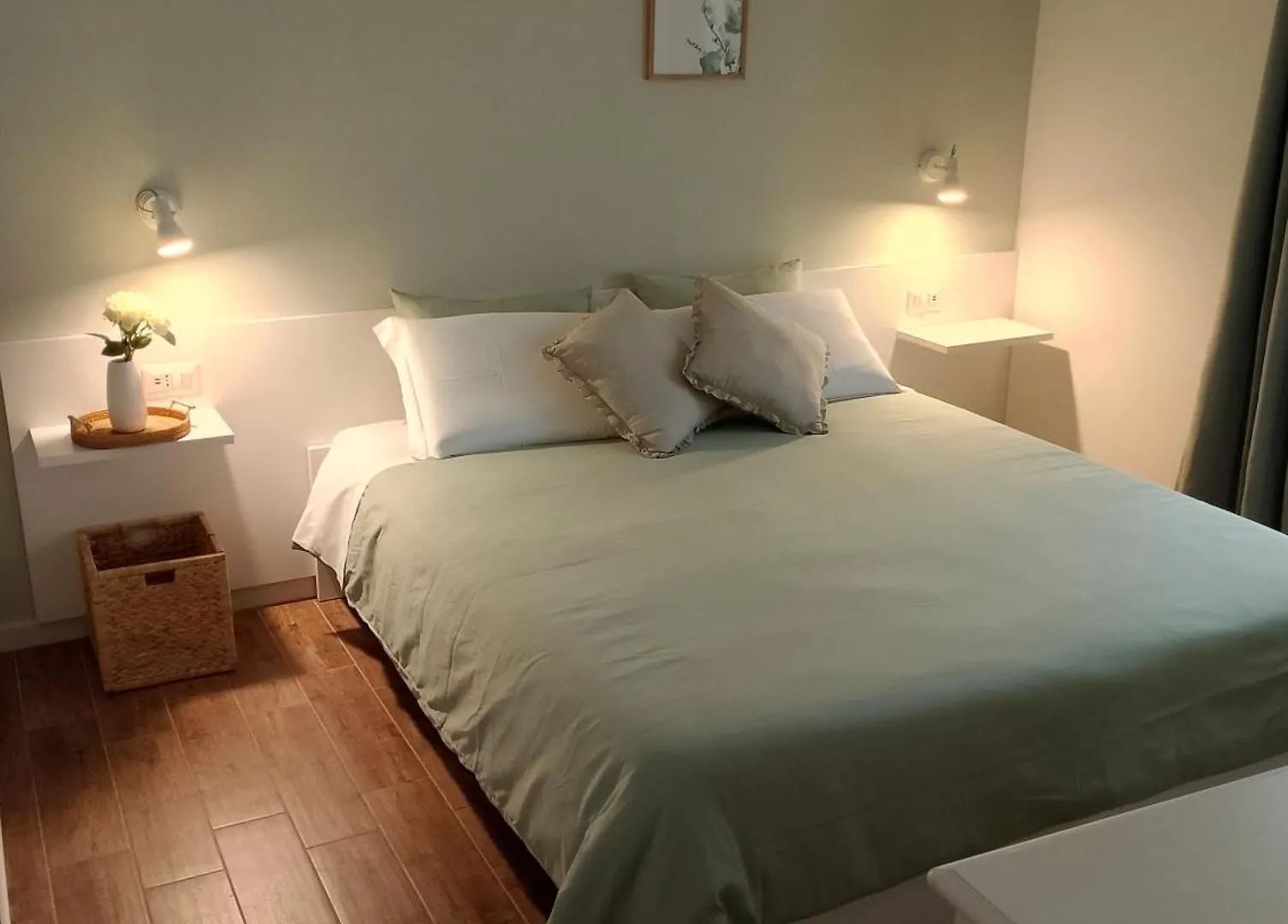 Mavi Rooms San Gavino Monreale 0*,  Italien